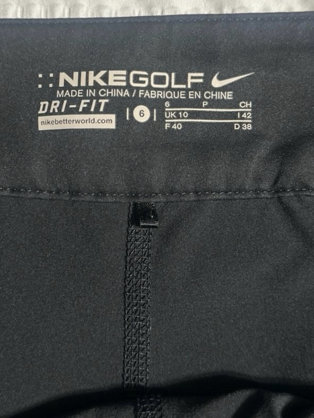 Nike Black Dri-FIT Performance Golf Skirt sz 6 Like NEW shorts underneath NIKE.